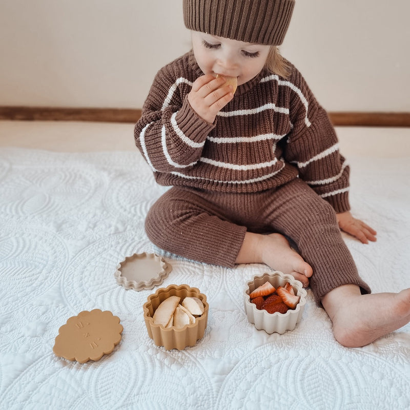 Over The Dandelions Mini Lion Snack Box in Fawn