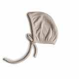 Mushie Ribbed Baby Bonnet - Beige Melange